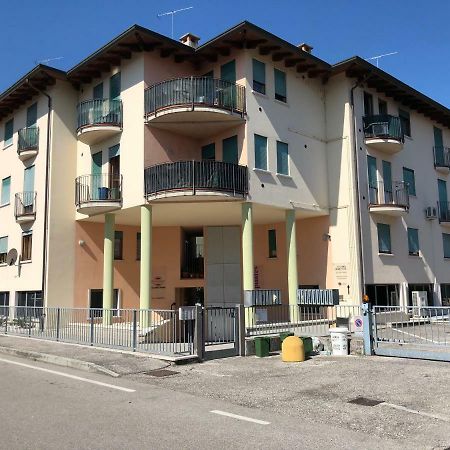 Appartamento Peschiera - Zona Ospedale Pederzoli Peschiera del Garda Bagian luar foto